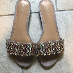 Express gem sandals